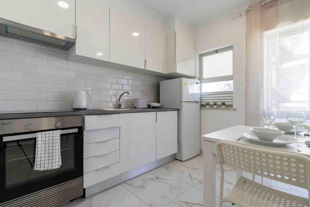 Modern Apartment Beach View Armação de Pêra 外观 照片